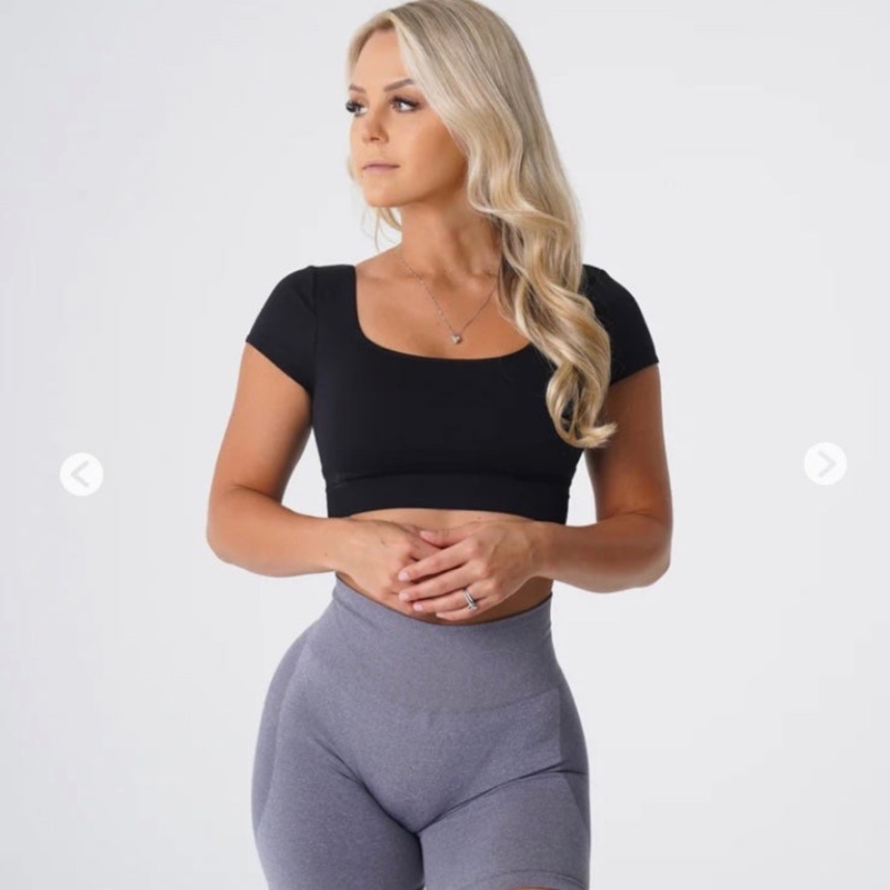 NVGTN sports bra